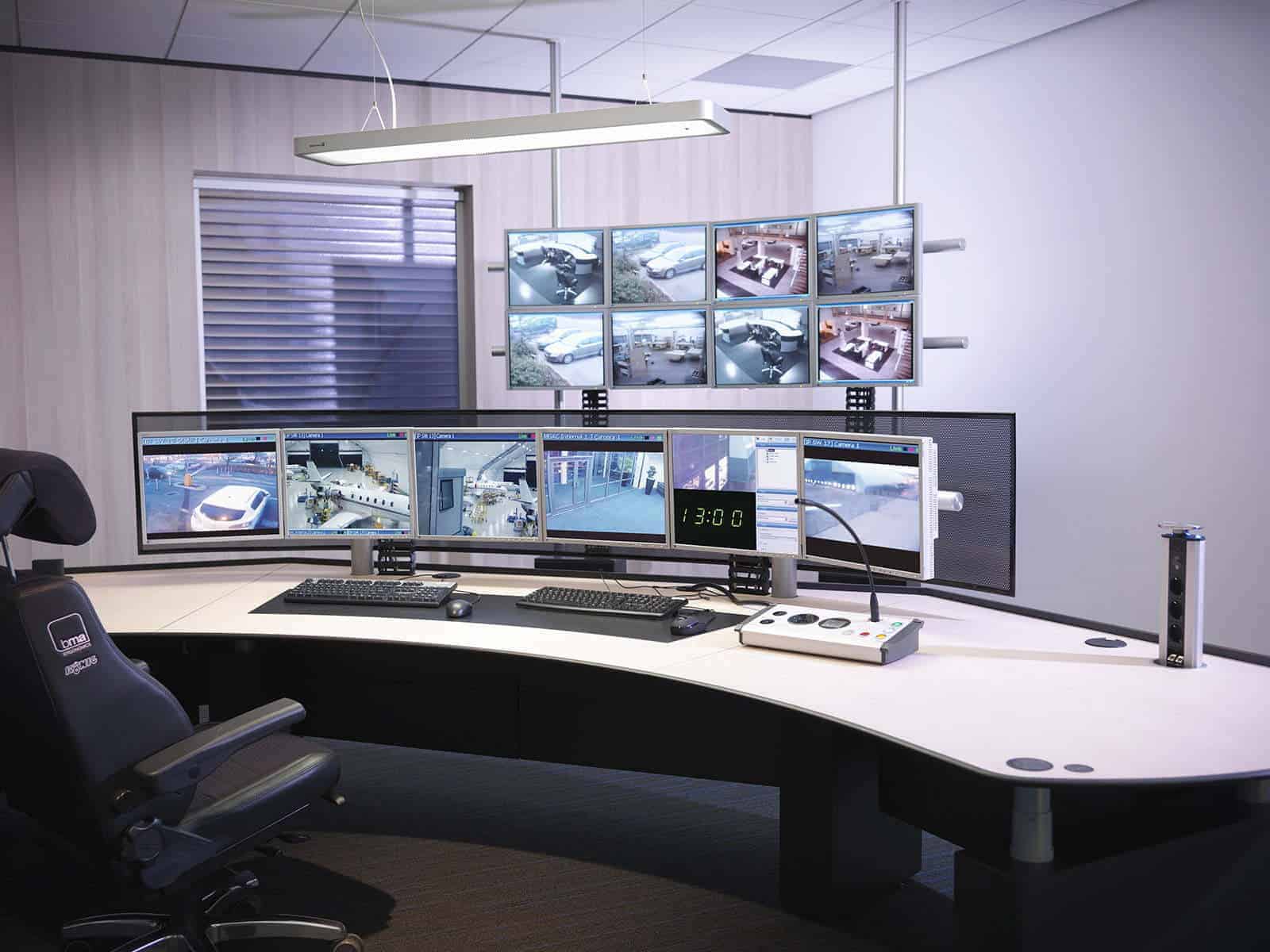 Display solutions. Display solutions. Видеостена delta. Display solutions. Софт videowall.